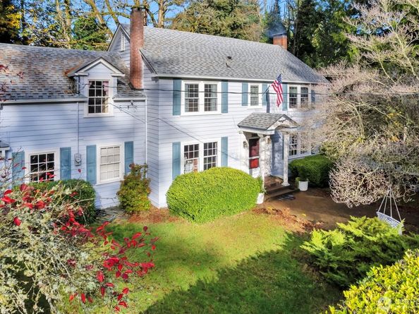 3918 NW Phinney Bay Drive, Bremerton WA 98312