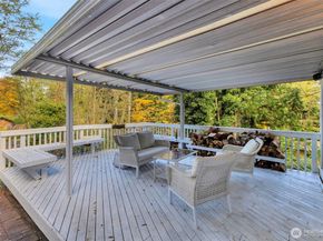 3918 NW Phinney Bay Drive, Bremerton WA 98312