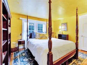 3918 NW Phinney Bay Drive, Bremerton WA 98312