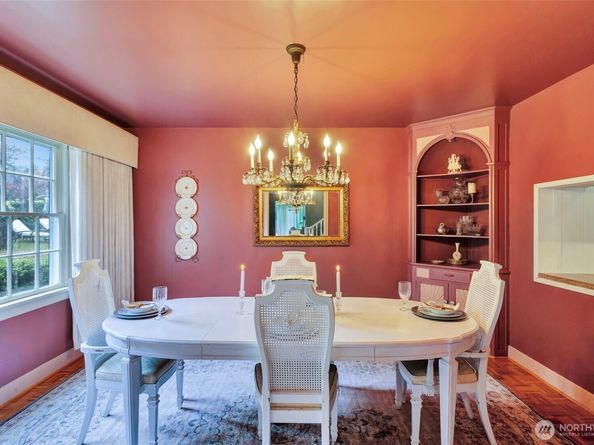 3918 NW Phinney Bay Drive, Bremerton WA 98312