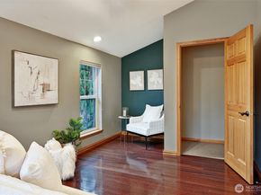 9005 Fremont Avenue N A, Seattle WA 98103