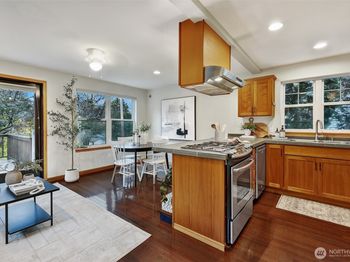 9005 Fremont Avenue N