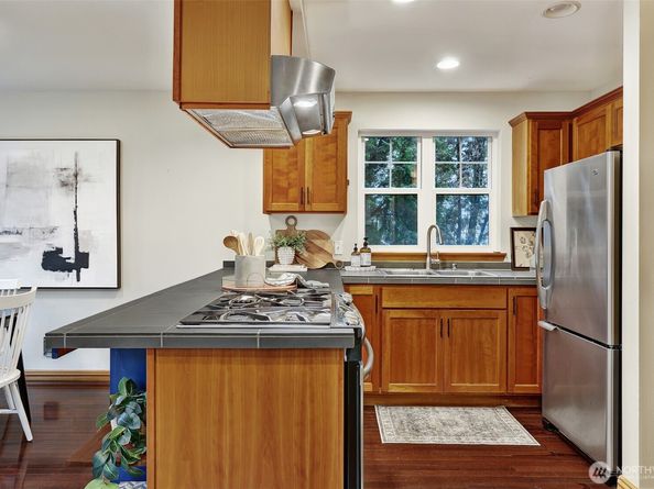 9005 Fremont Avenue N A, Seattle WA 98103