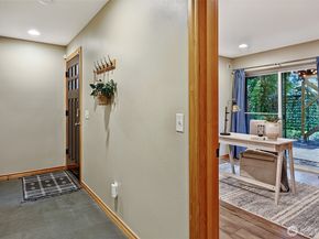 9005 Fremont Avenue N A, Seattle WA 98103