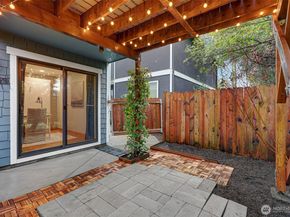 9005 Fremont Avenue N A, Seattle WA 98103