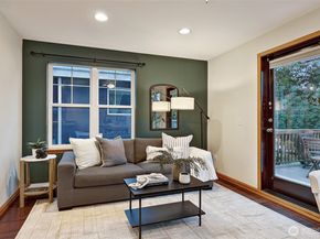 9005 Fremont Avenue N A, Seattle WA 98103