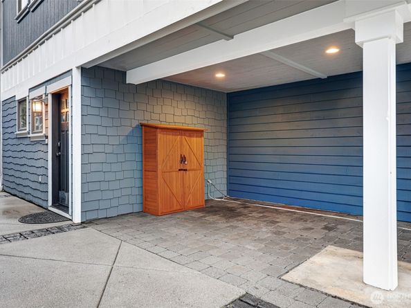 9005 Fremont Avenue N A, Seattle WA 98103