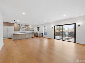 7903 240th Street SW, Edmonds WA 98026