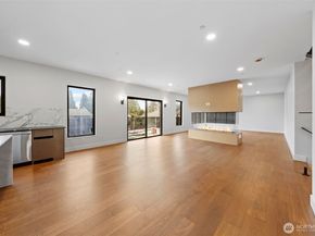 7903 240th Street SW, Edmonds WA 98026