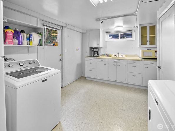 10445 Marine View Drive SW, Seattle WA 98146