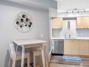 2818 Grand Avenue B410, Everett WA 98201