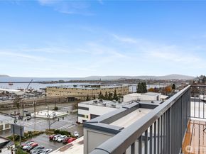 2818 Grand Avenue B410, Everett WA 98201