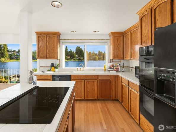 3604 Serene Way, Lynnwood WA 98087