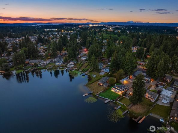 3604 Serene Way, Lynnwood WA 98087