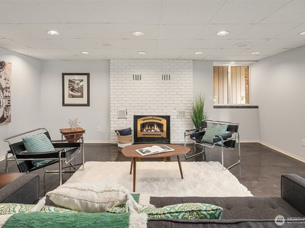 3604 Serene Way, Lynnwood WA 98087