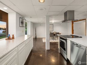 3604 Serene Way, Lynnwood WA 98087