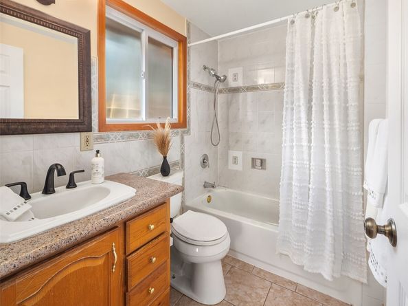 20142 17th Avenue NW, Shoreline WA 98177