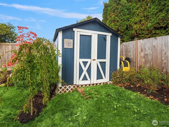 20142 17th Avenue NW, Shoreline WA 98177