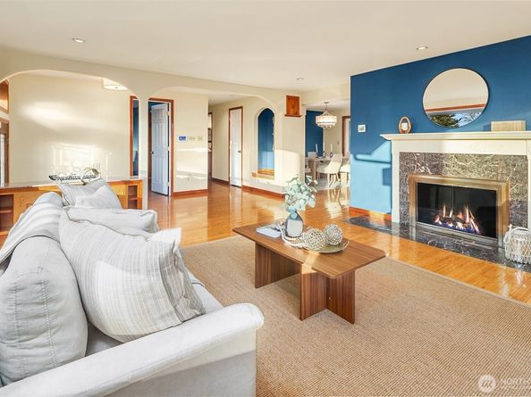 20142 17th Avenue NW, Shoreline WA 98177