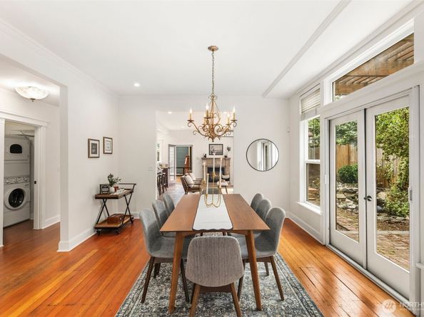 2446 Queen Anne Avenue N, Seattle WA 98109