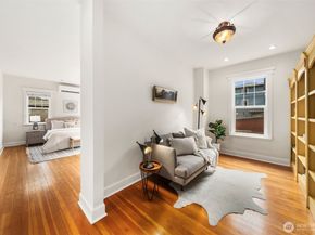 2446 Queen Anne Avenue N, Seattle WA 98109