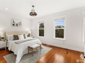 2446 Queen Anne Avenue N, Seattle WA 98109