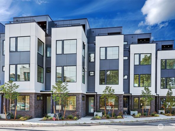 1301 C 31st Avenue S, Seattle WA 98144