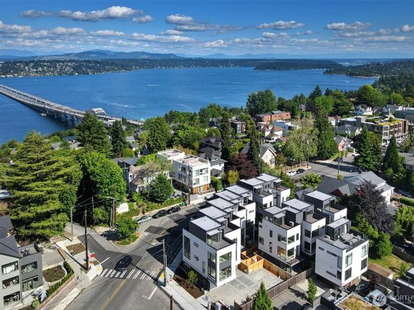 1301 C 31st Avenue S, Seattle WA 98144