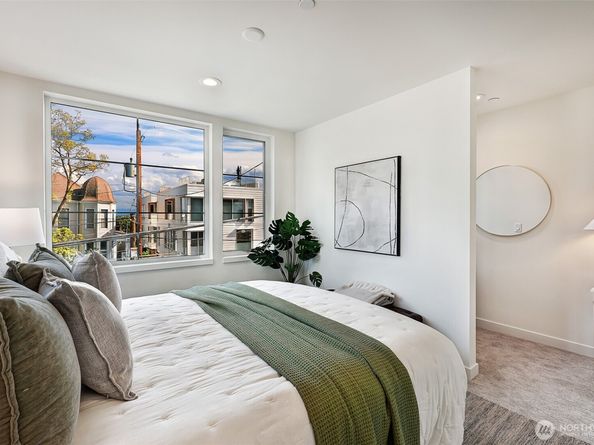 1301 C 31st Avenue S, Seattle WA 98144