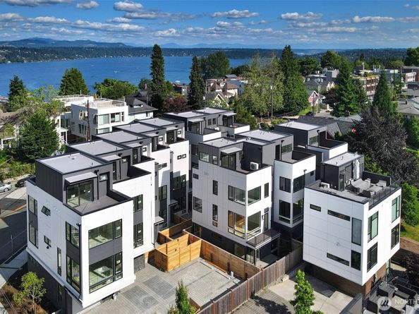 1301 C 31st Avenue S, Seattle WA 98144