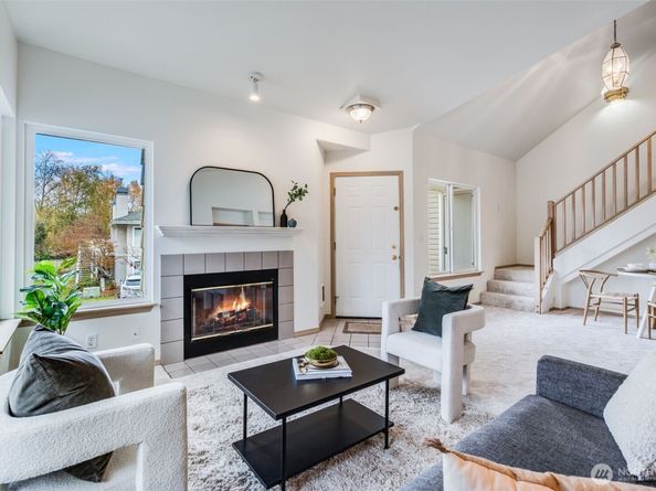 9210 Market Place D204, Lake Stevens WA 98258