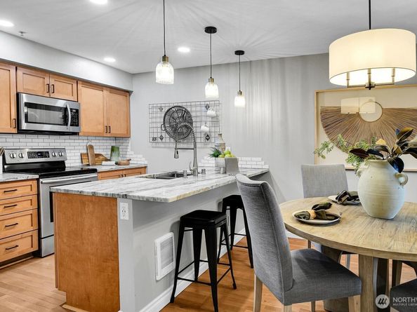 18930 Bothell Everett Highway F305, Bothell WA 98012