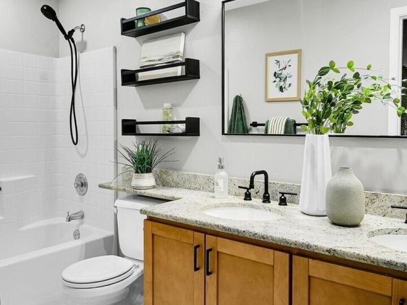 18930 Bothell Everett Highway F305, Bothell WA 98012