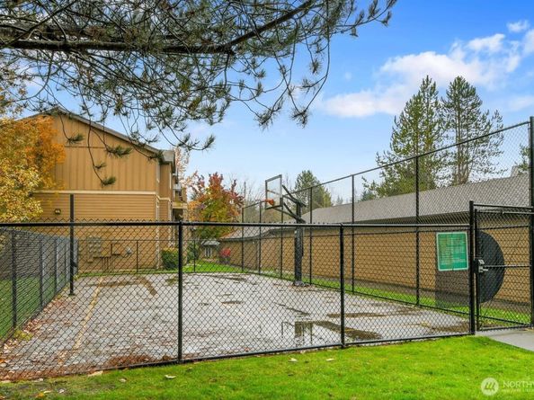 18930 Bothell Everett Highway F305, Bothell WA 98012