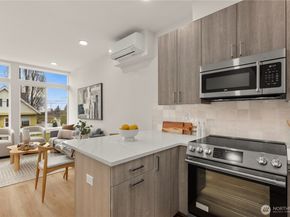 1206 B NW 83rd Street, Seattle WA 98117