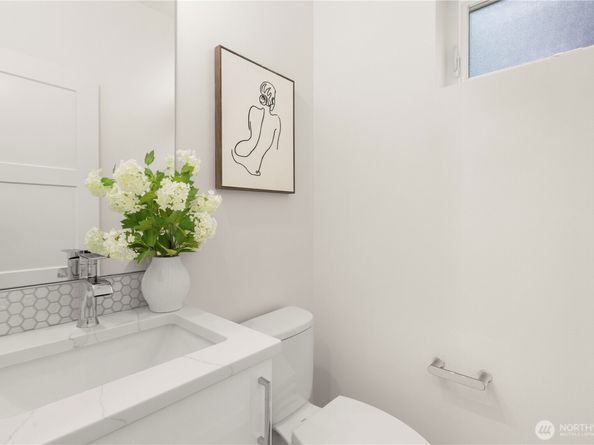 1206 B NW 83rd Street, Seattle WA 98117