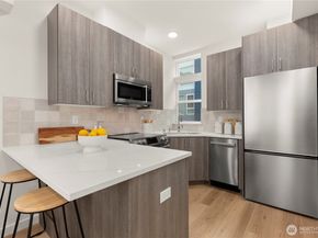 1206 B NW 83rd Street, Seattle WA 98117