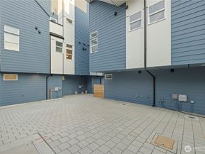 1206 B NW 83rd Street, Seattle WA 98117