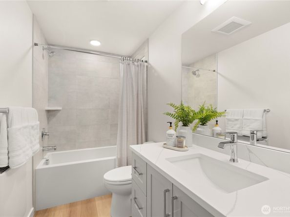 1206 B NW 83rd Street, Seattle WA 98117