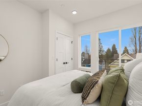 1206 B NW 83rd Street, Seattle WA 98117