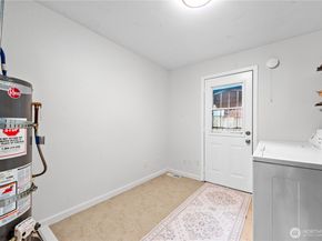 7552 21st Avenue SW, Seattle WA 98106