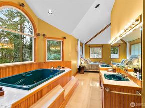 27610 111th Avenue SE, Kent WA 98030