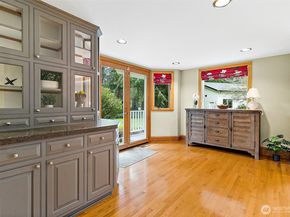 27610 111th Avenue SE, Kent WA 98030