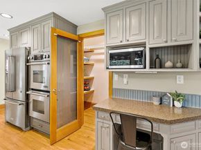 27610 111th Avenue SE, Kent WA 98030