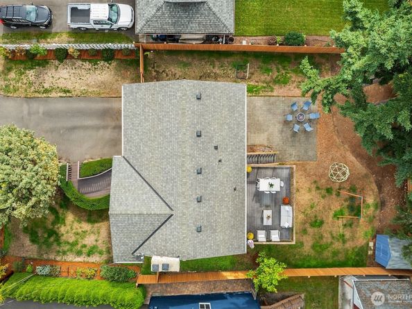 9625 164th Avenue NE, Redmond WA 98052