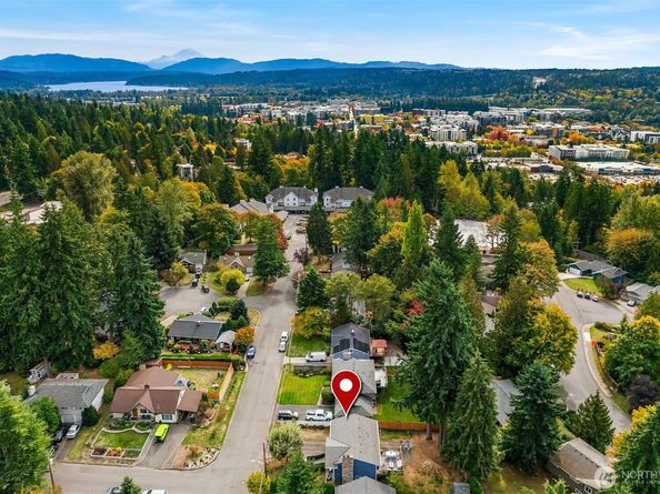 9625 164th Avenue NE, Redmond WA 98052