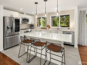 9625 164th Avenue NE, Redmond WA 98052