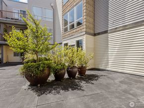 225 Logan Avenue S 108, Renton WA 98057