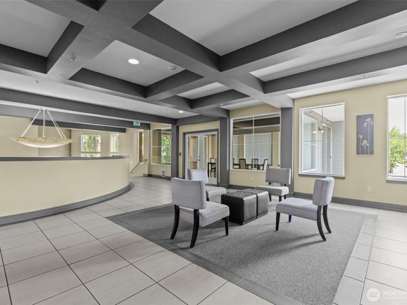 225 Logan Avenue S 108, Renton WA 98057