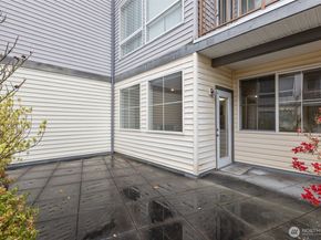 225 Logan Avenue S 108, Renton WA 98057